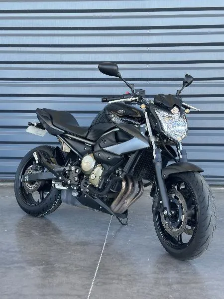 XJ6N