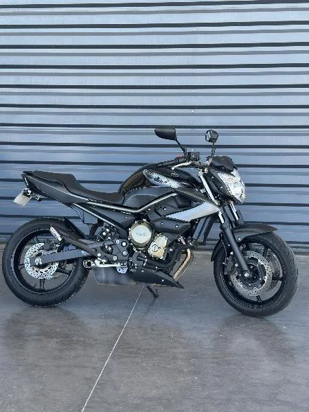 XJ6N