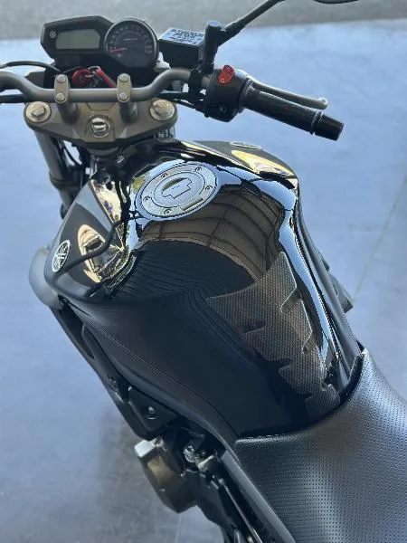 XJ6N