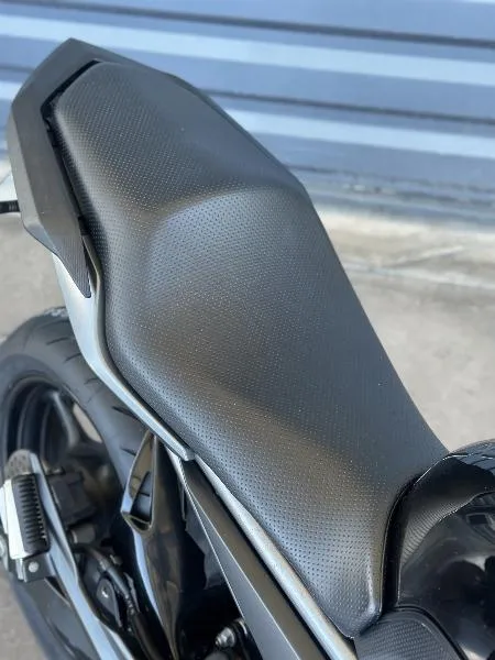 XJ6N