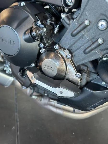 MT09
