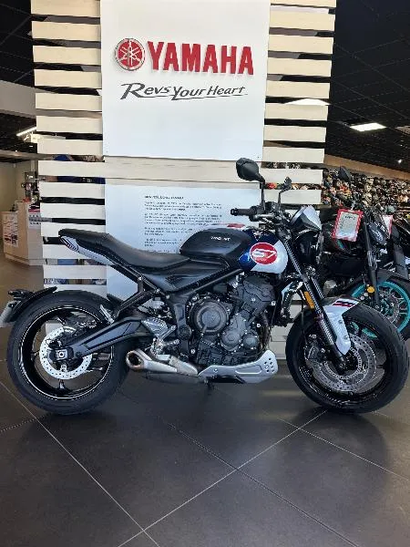 TRIDENT 660