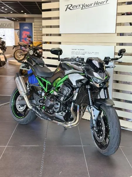 Z 900