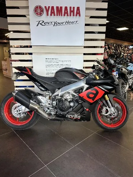 RSV4 1000 RR