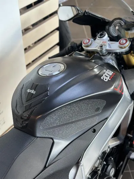 RSV4 1000 RR