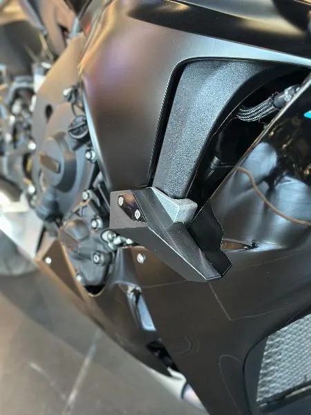 YZF 1000 R1
