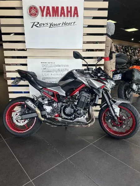 Z 900