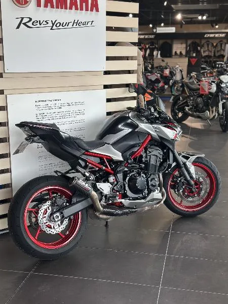 Z 900