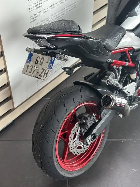 Z 900