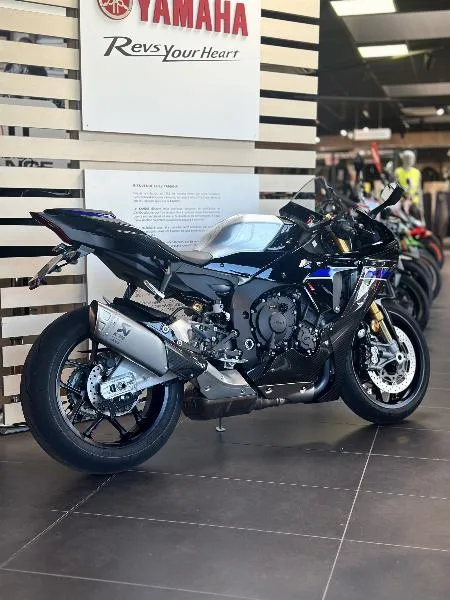 YZF 1000 R1 M
