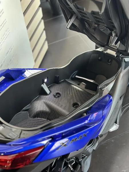 XMAX 125