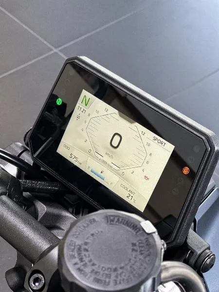 MT09
