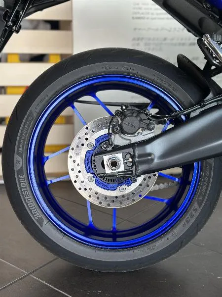 MT09
