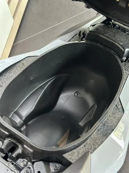 NMAX 125 TECH MAX