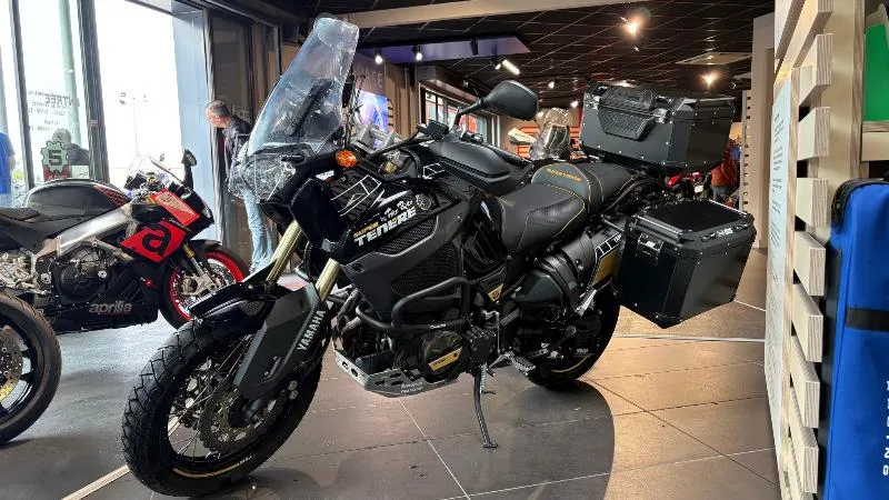 XTZ 1200 SUPER TENERE WORLD CROSSER
