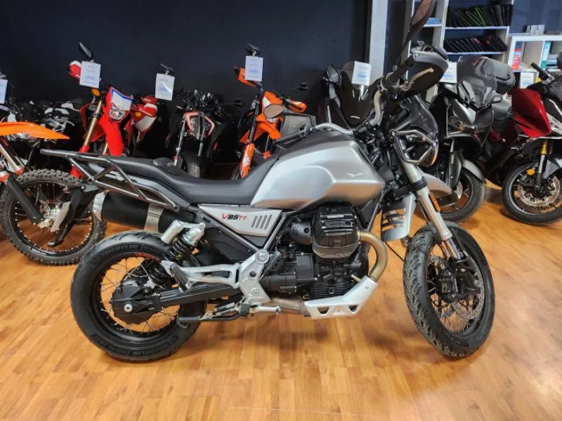 V85 TT
