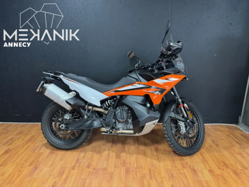 890 ADVENTURE
