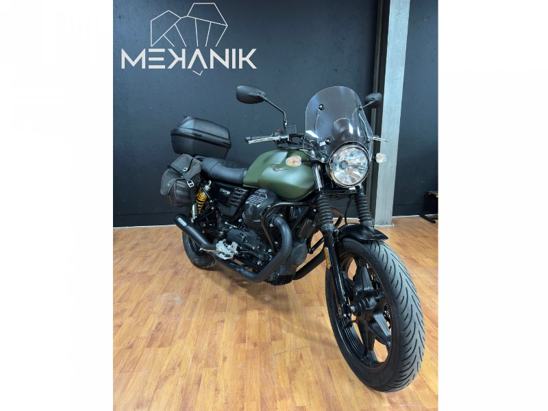 V7 III STONE 750