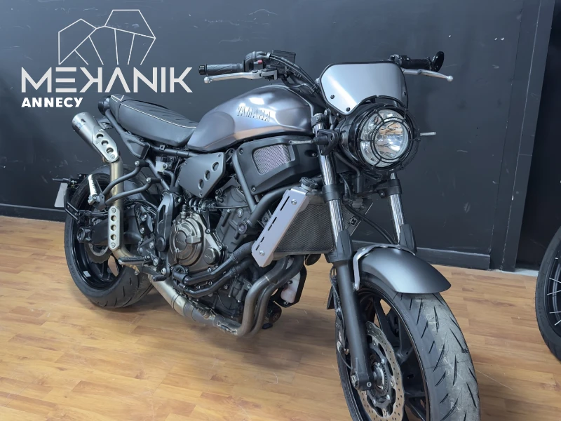 XSR 700 ABS