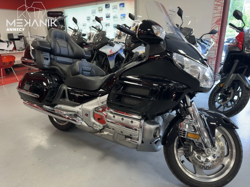 GL1800 GOLDWING