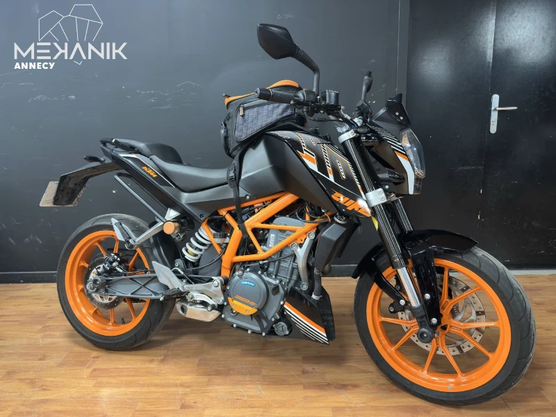 390 DUKE