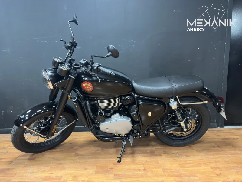 GOLD STAR 650