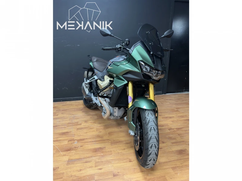 V100  MANDELLO
