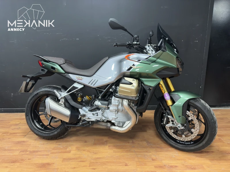 V100  MANDELLO