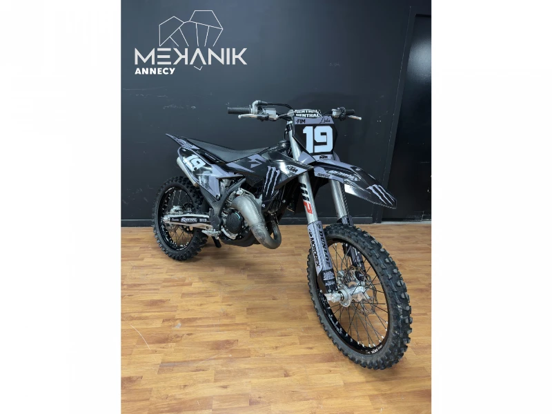 125 SX
