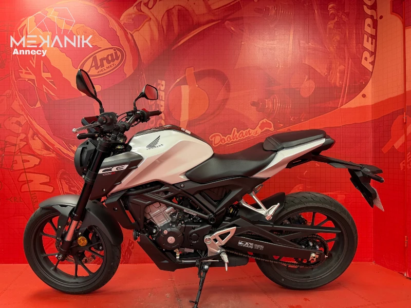 CB 125  R
