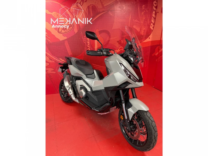 XADV 750 DCT