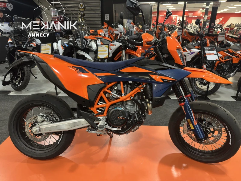 690 SMC R