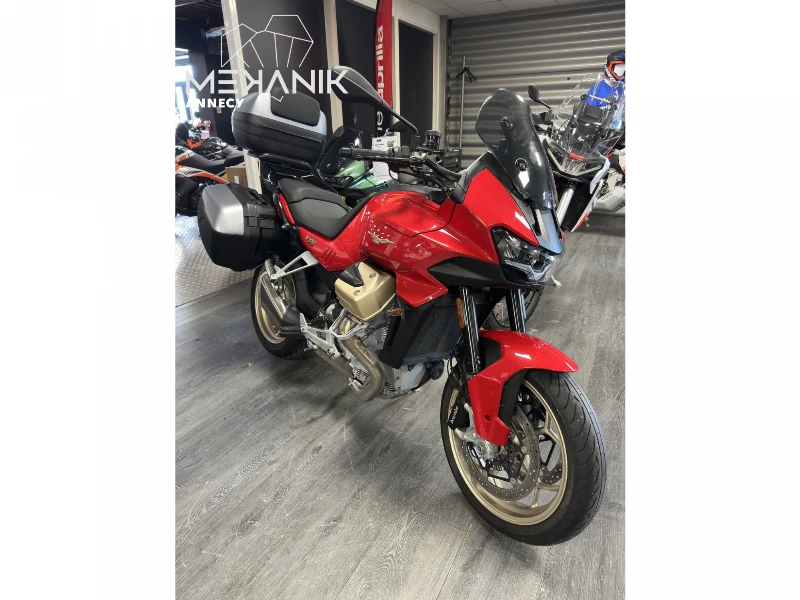 V100  MANDELLO