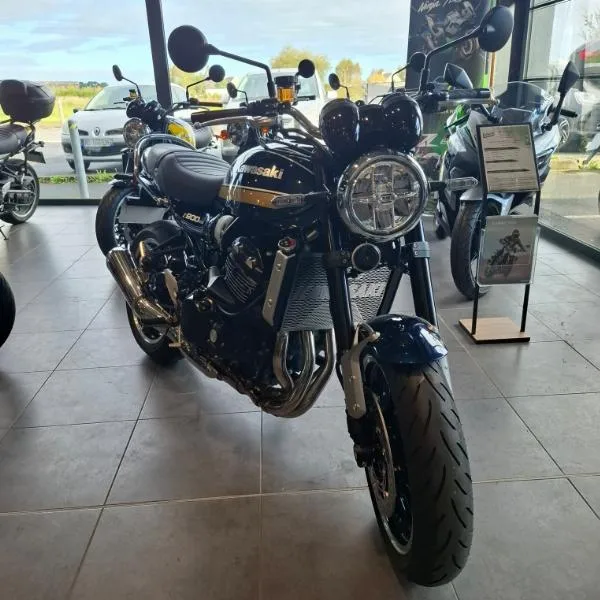Z 900