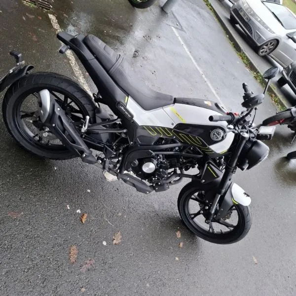 LEONCINO 125