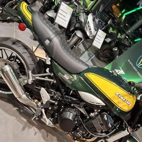 Z 900