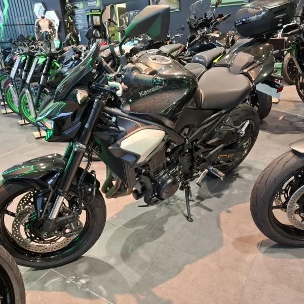 Z 900