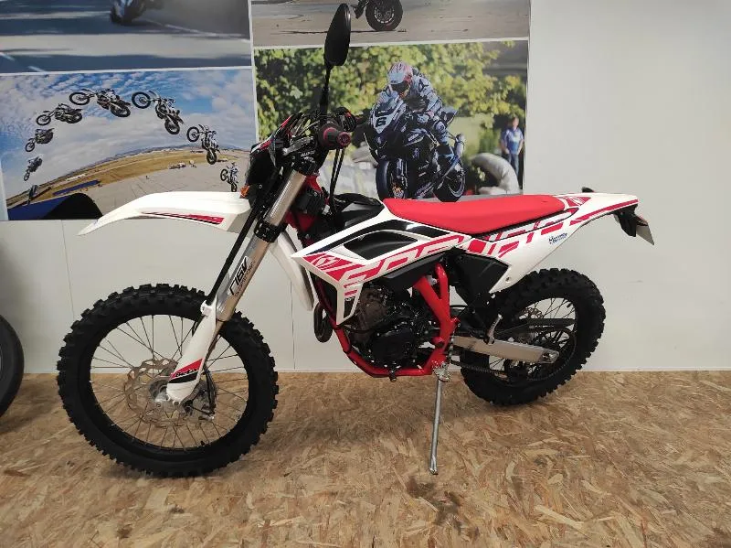 RR 125 ENDURO 4T  