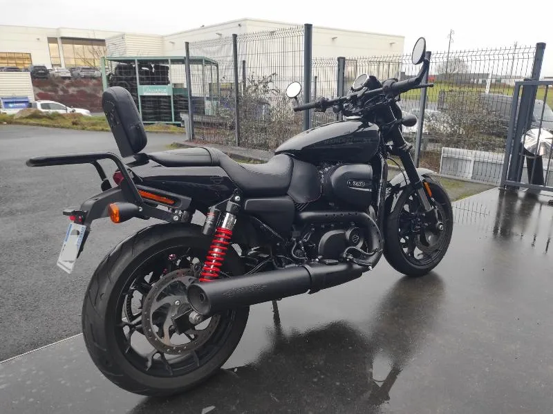 STREET ROD 750