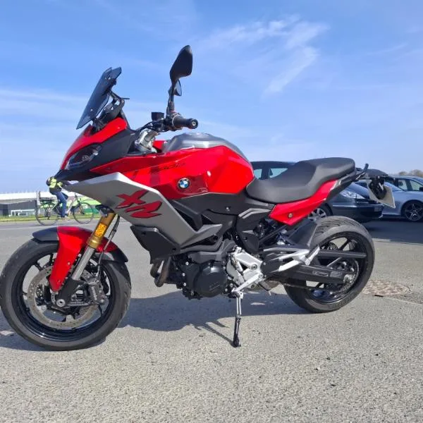 F 900 XR