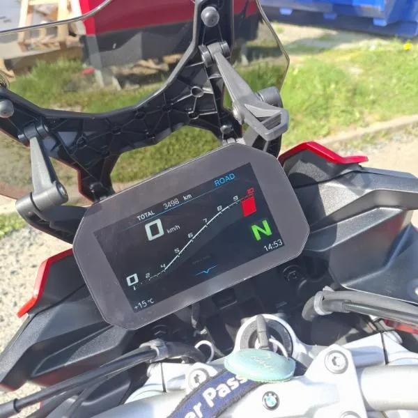 F 900 XR