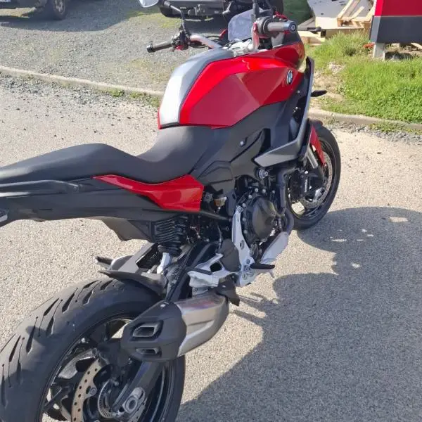 F 900 XR