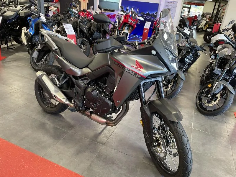 TRANSALP 750