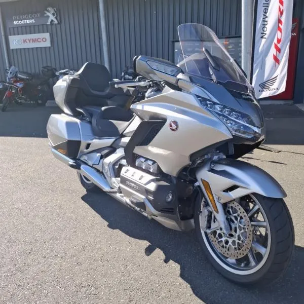 GL 1800 GOLDWING DCT