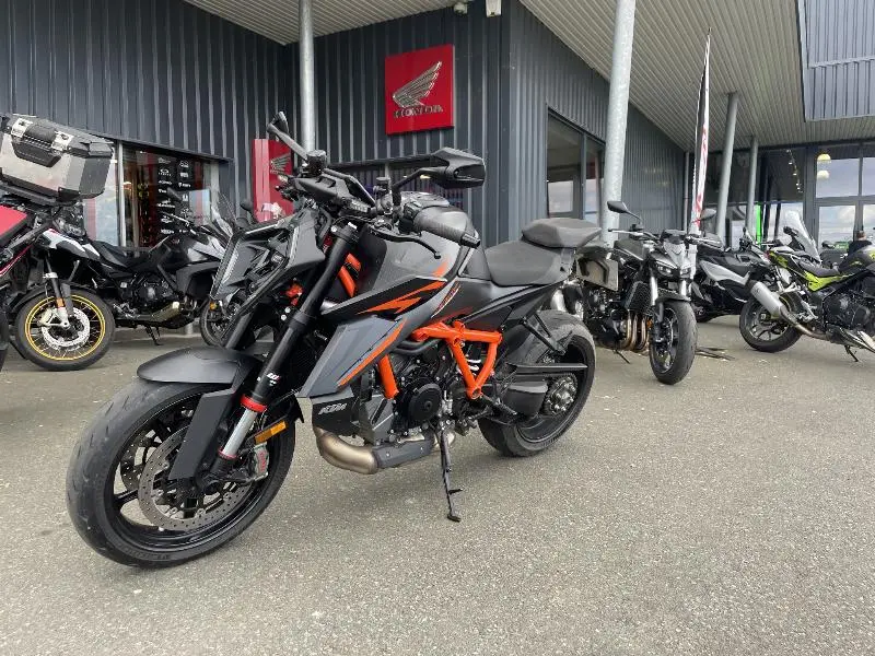 1390 SUPER DUKE R