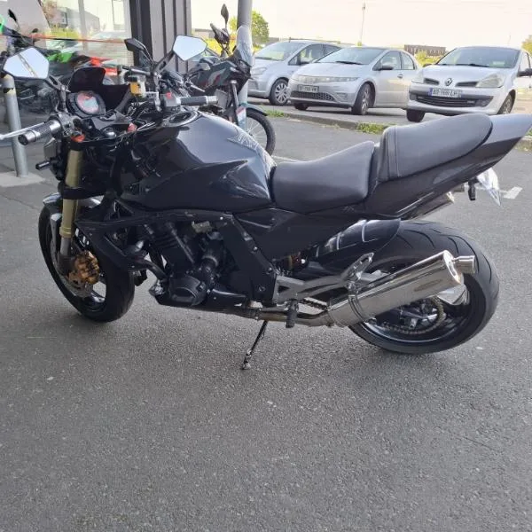 Z 1000