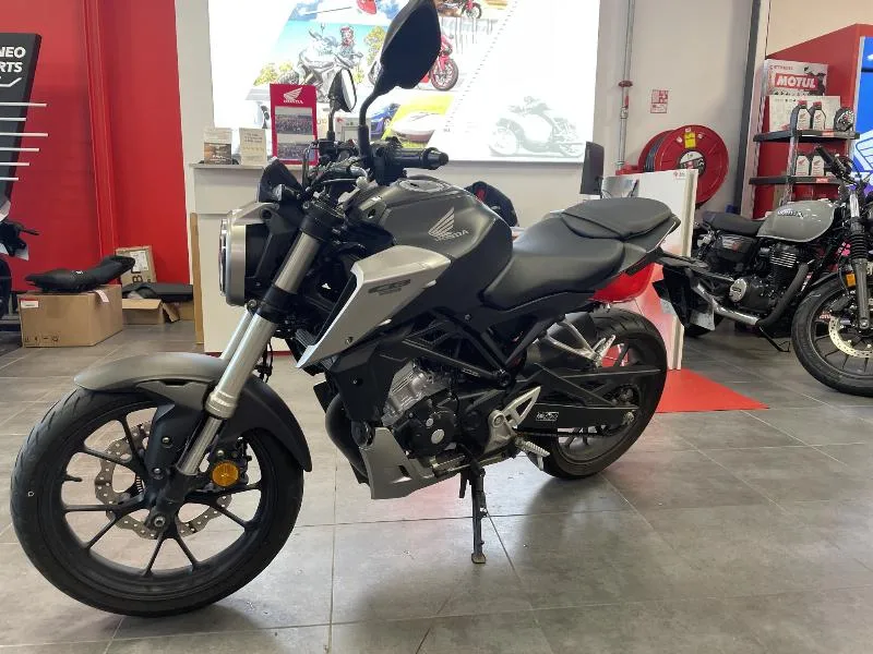 CB 125