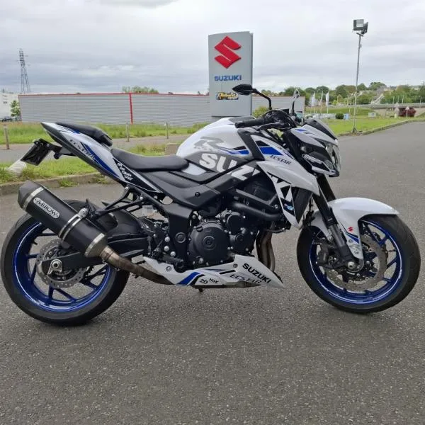 GSXS 750