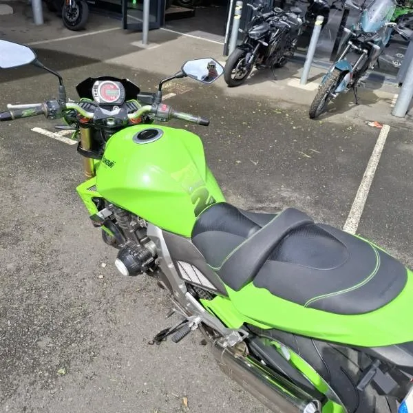 Z 1000