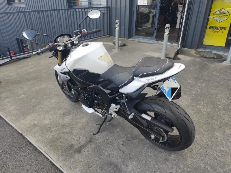 GSR 750